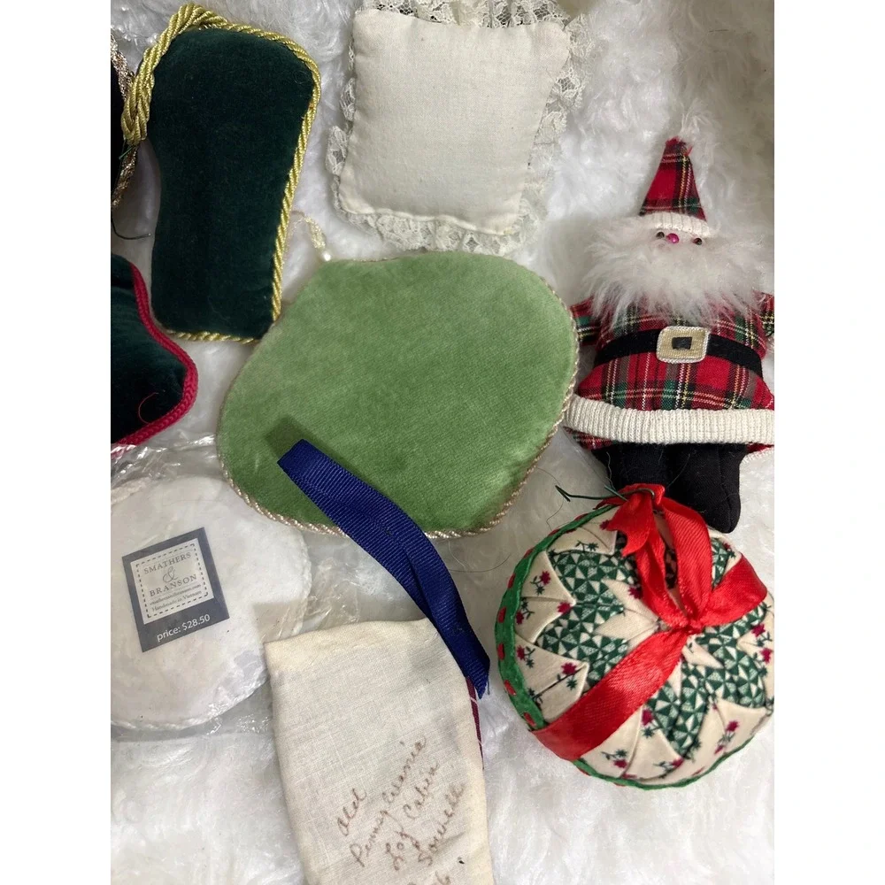 Vintage Ornament Grandma Needlepoint Santa Nativity Multi Excellent Decor